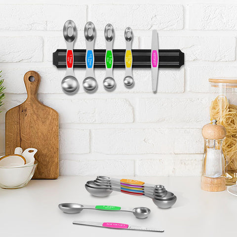 Wildone engraved ml markings on each cup and spoon simplify measurement.