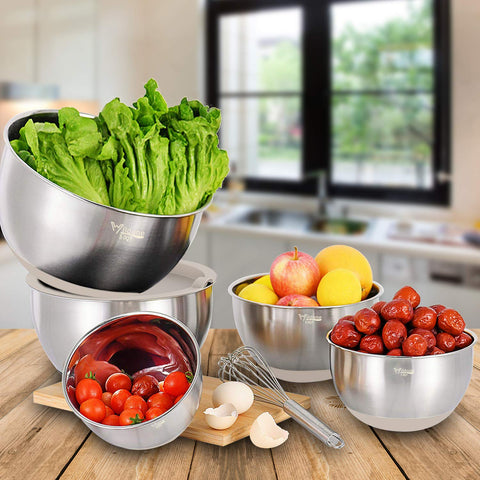 Wildone bowls feature a removable centre lid for easy grater access