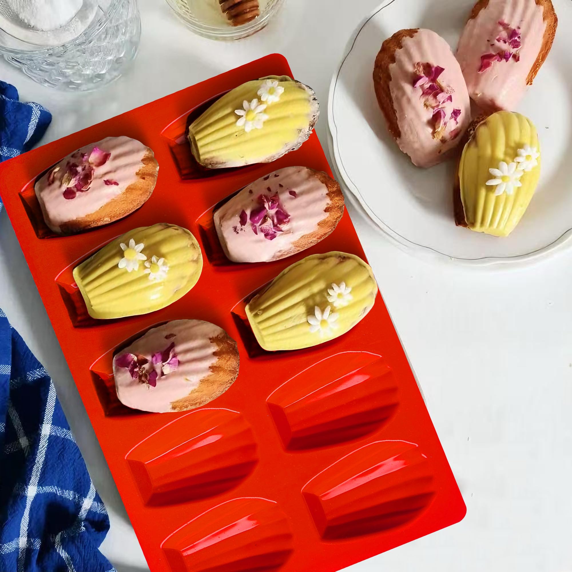 Wilewir 12.4 by 7.9 by 0.6 inch tray-ready pans.