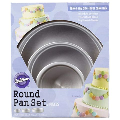 Wilton bakeware packaging design shows durable, rust-resistant pans for long-term use.