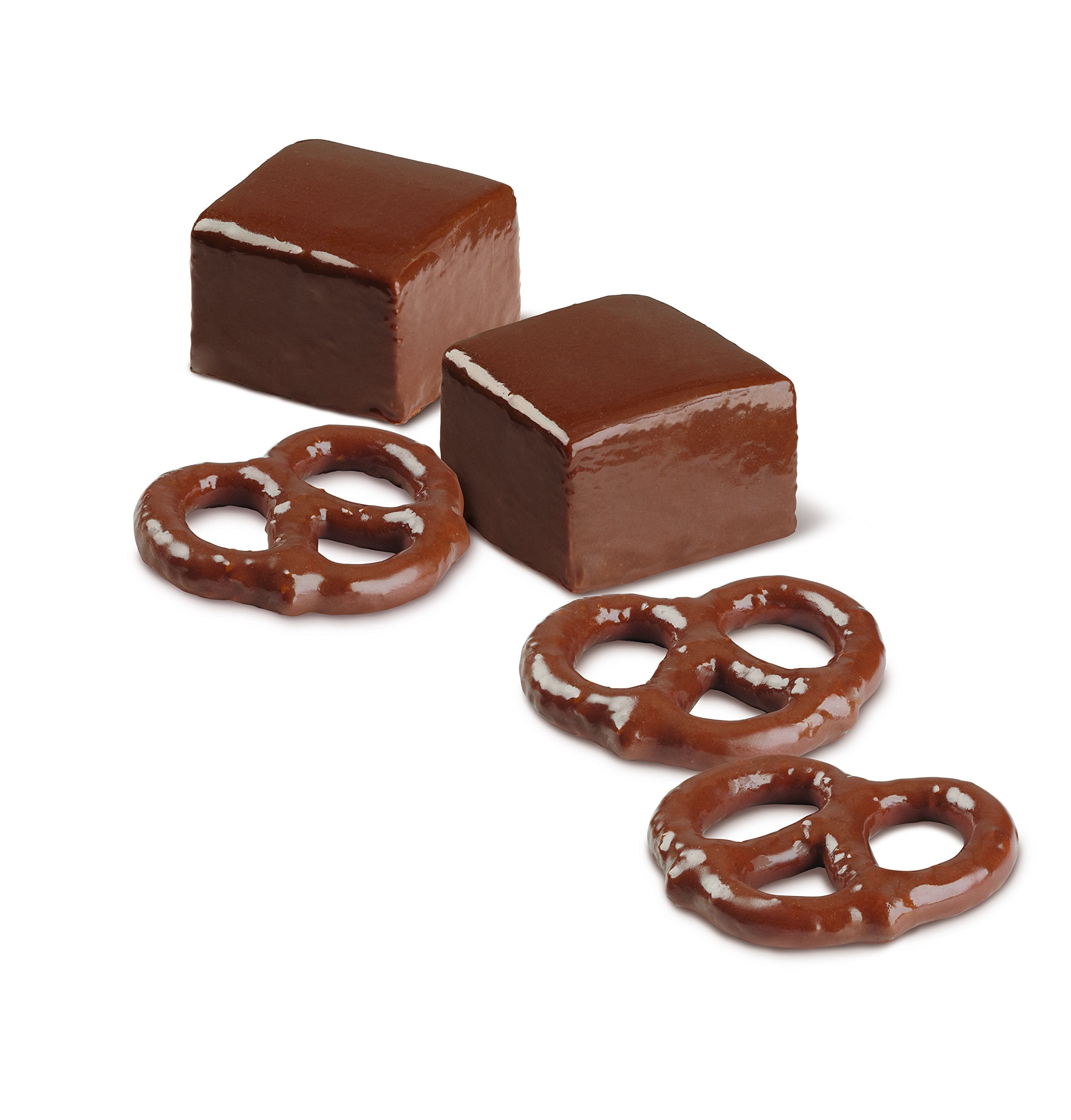 Wilton dipping scoop in action, ideal for turtles or pretzel dipping