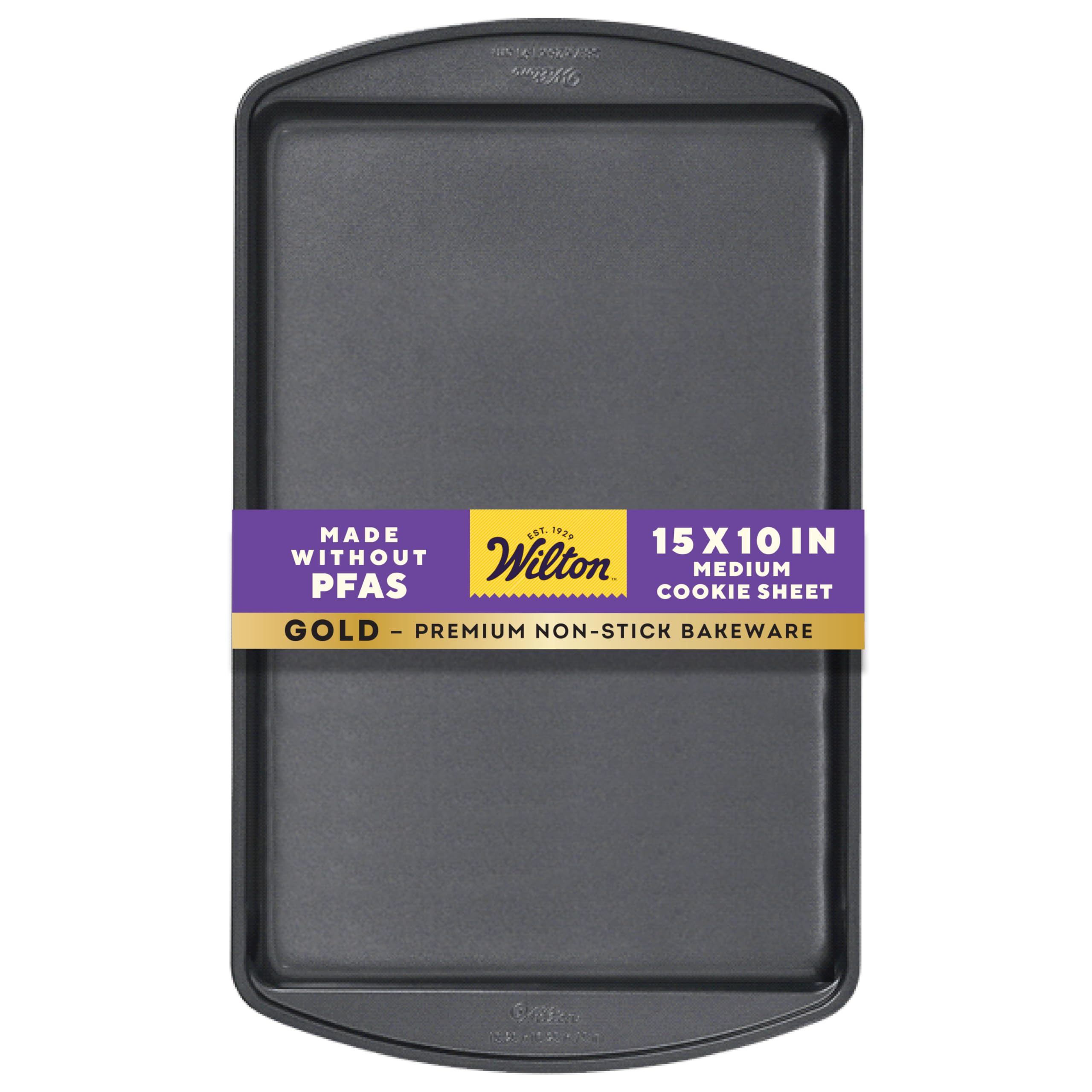 Wilton Gold Premium cookie sheet shows even heat distribution for consistent cookies.