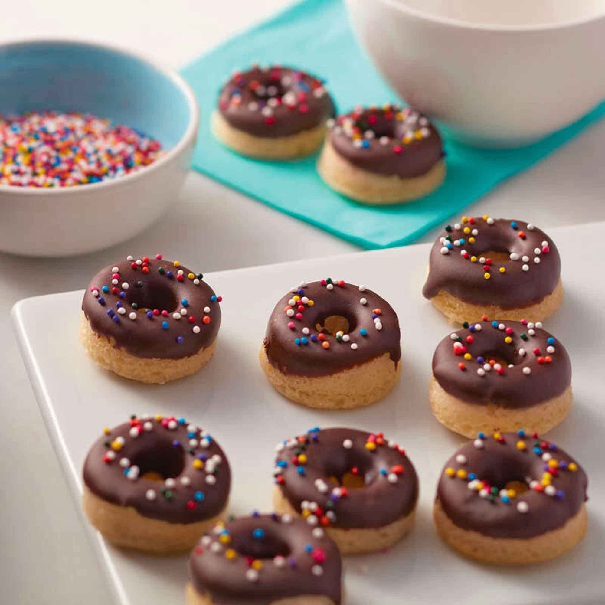Wilton Mini Donut Pan Donut Baking focus – ideal for bite-sized treats.