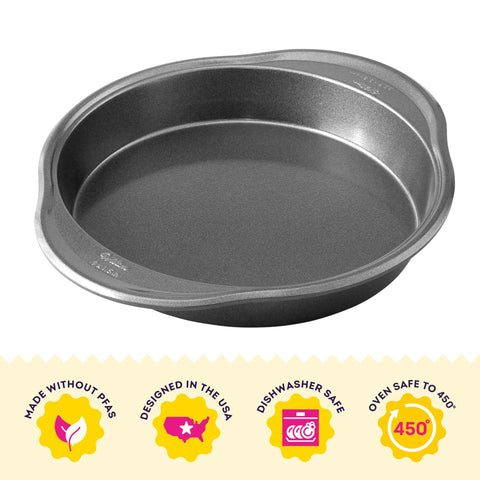 Wilton Platinum oven-safe 450°F label showing versatile bakeware.