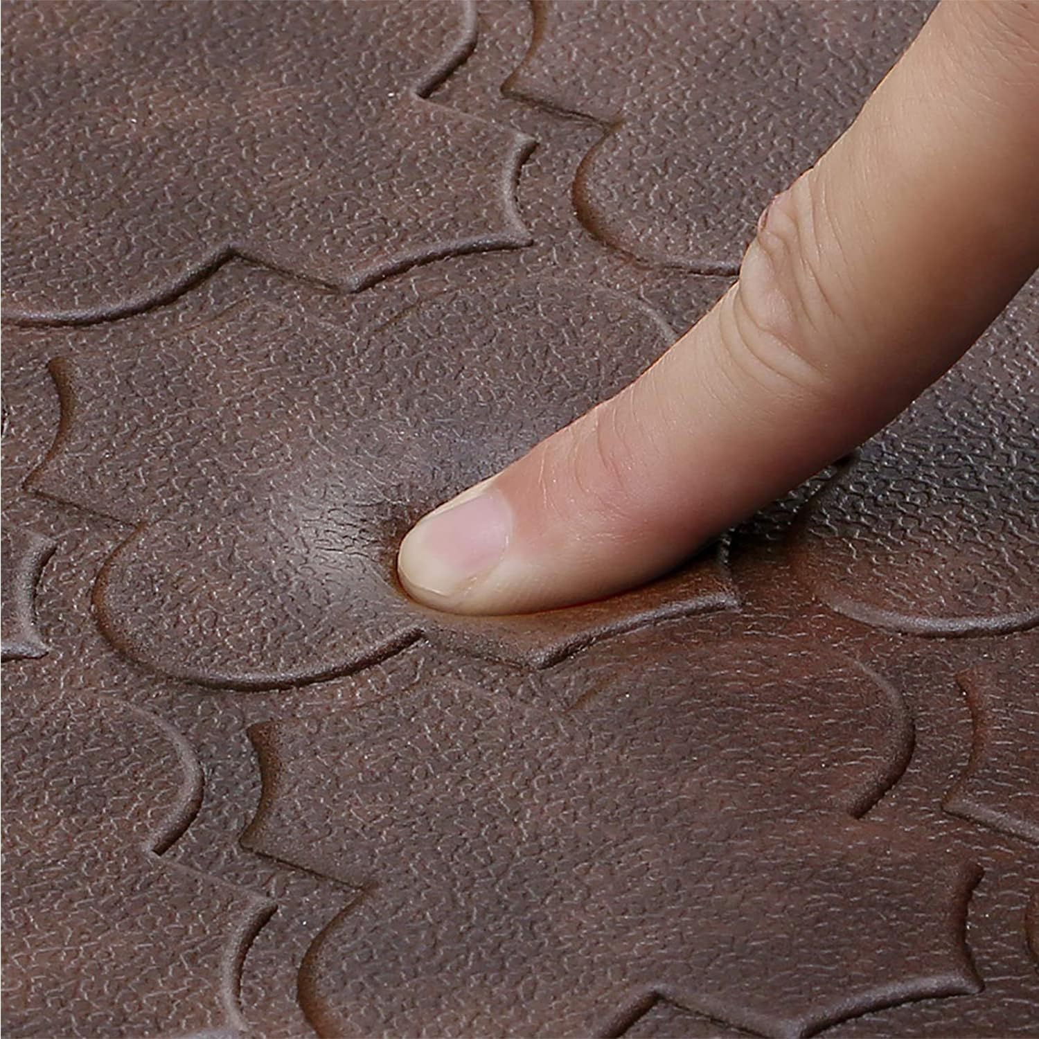 WISELIFE wide-standing mat suitable for kitchen, office, or entry areas.