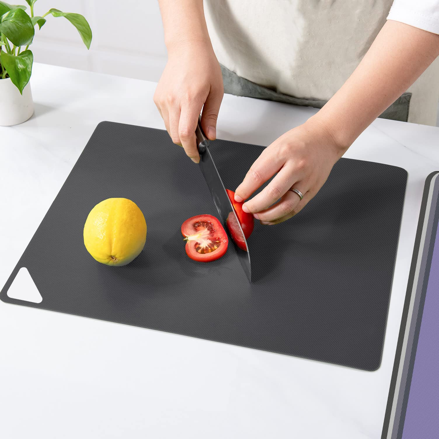 WK multi-size cutting boards boost kitchen organization