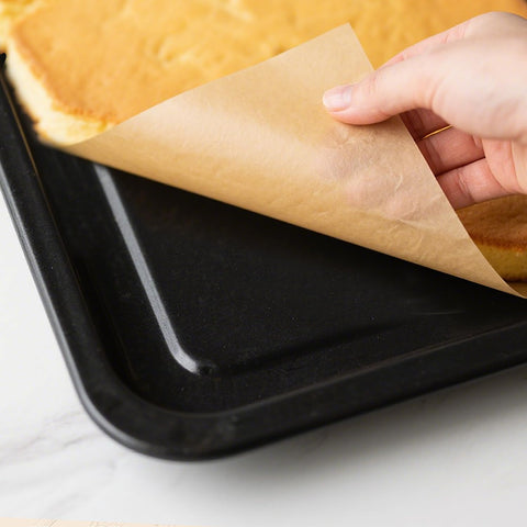 WKTML 300-sheet value pack ideal for parties and daily baking tasks.