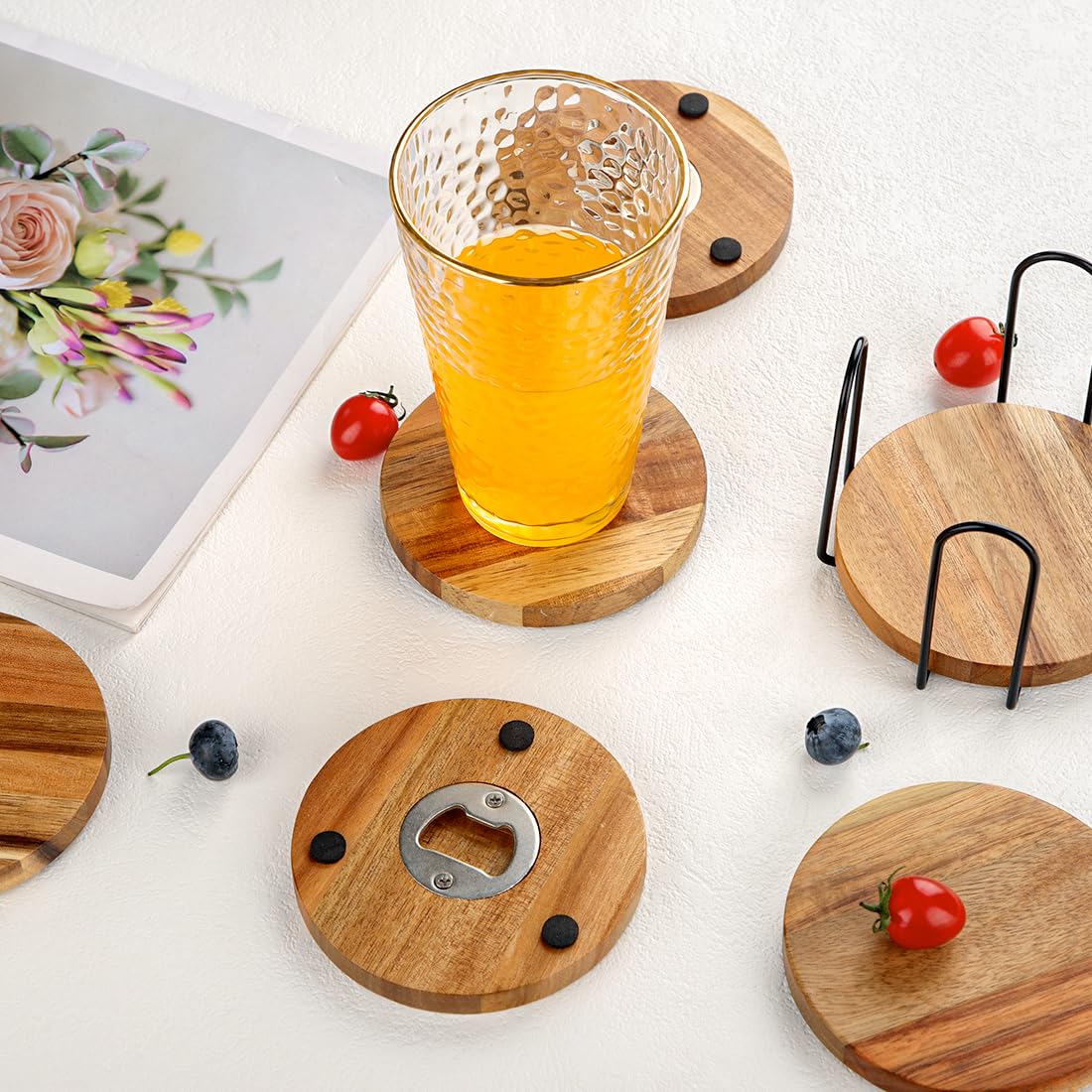 WLWNWFT non-slip bottom coasters protect surfaces and prevent spills.