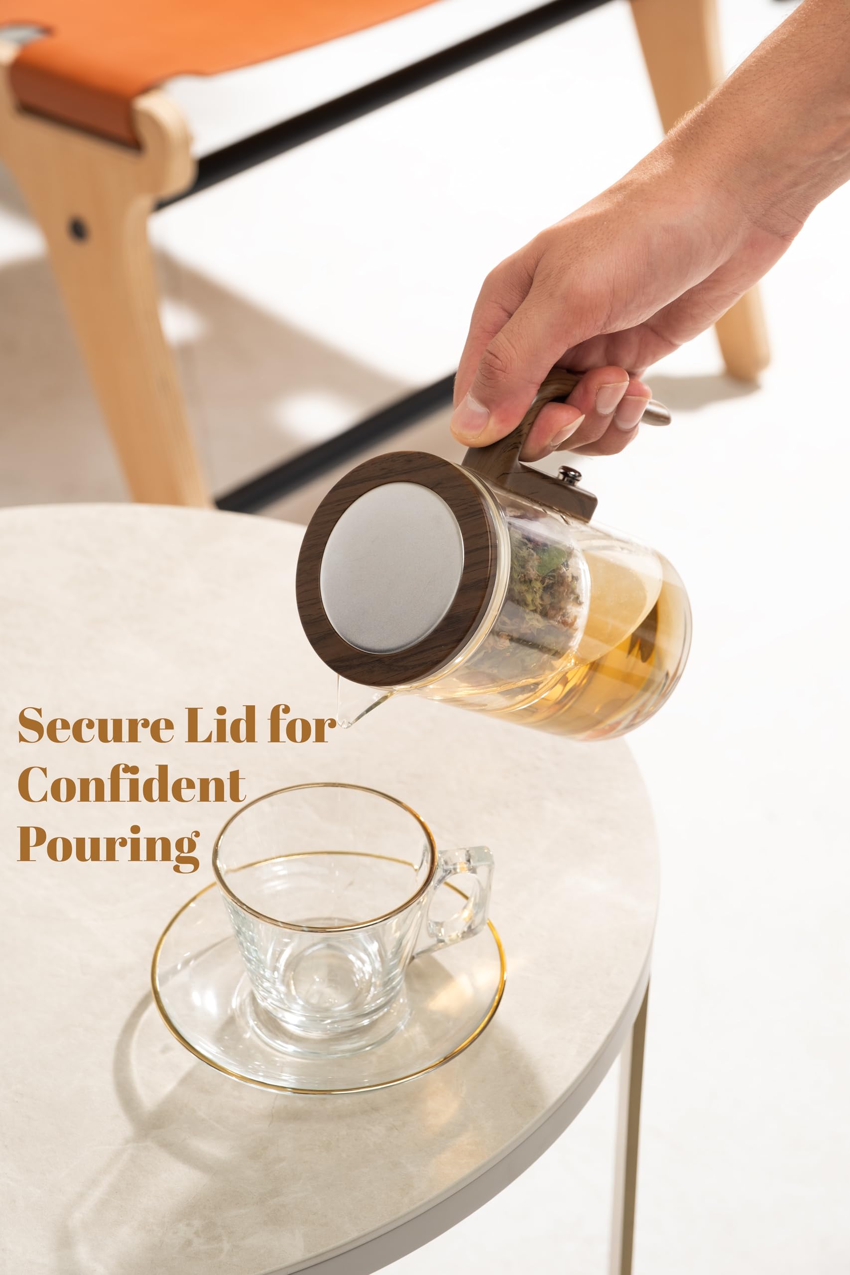 WOLTBLOOM Enchanti Tea Pot removable infuser for easy cleaning.