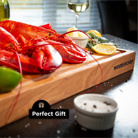 WoodForChef cutting board measures 16x12 inches for ample chopping space.