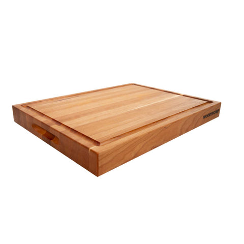 WoodForChef cherry cutting board with juice groove for easy meat and veg prep.
