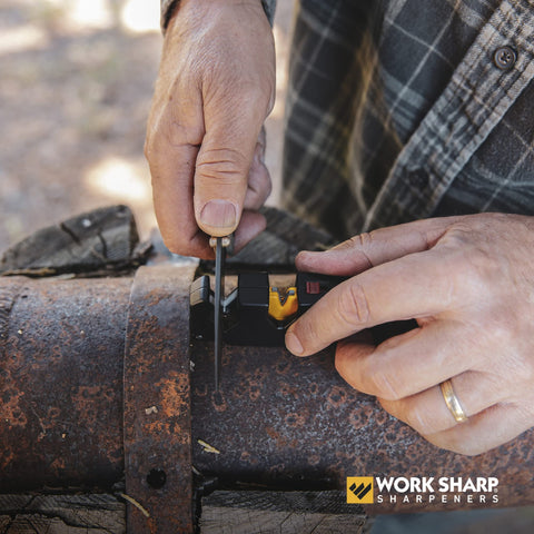 Work Sharp EDC Pivot Plus fishhook groove enables hook sharpening.
