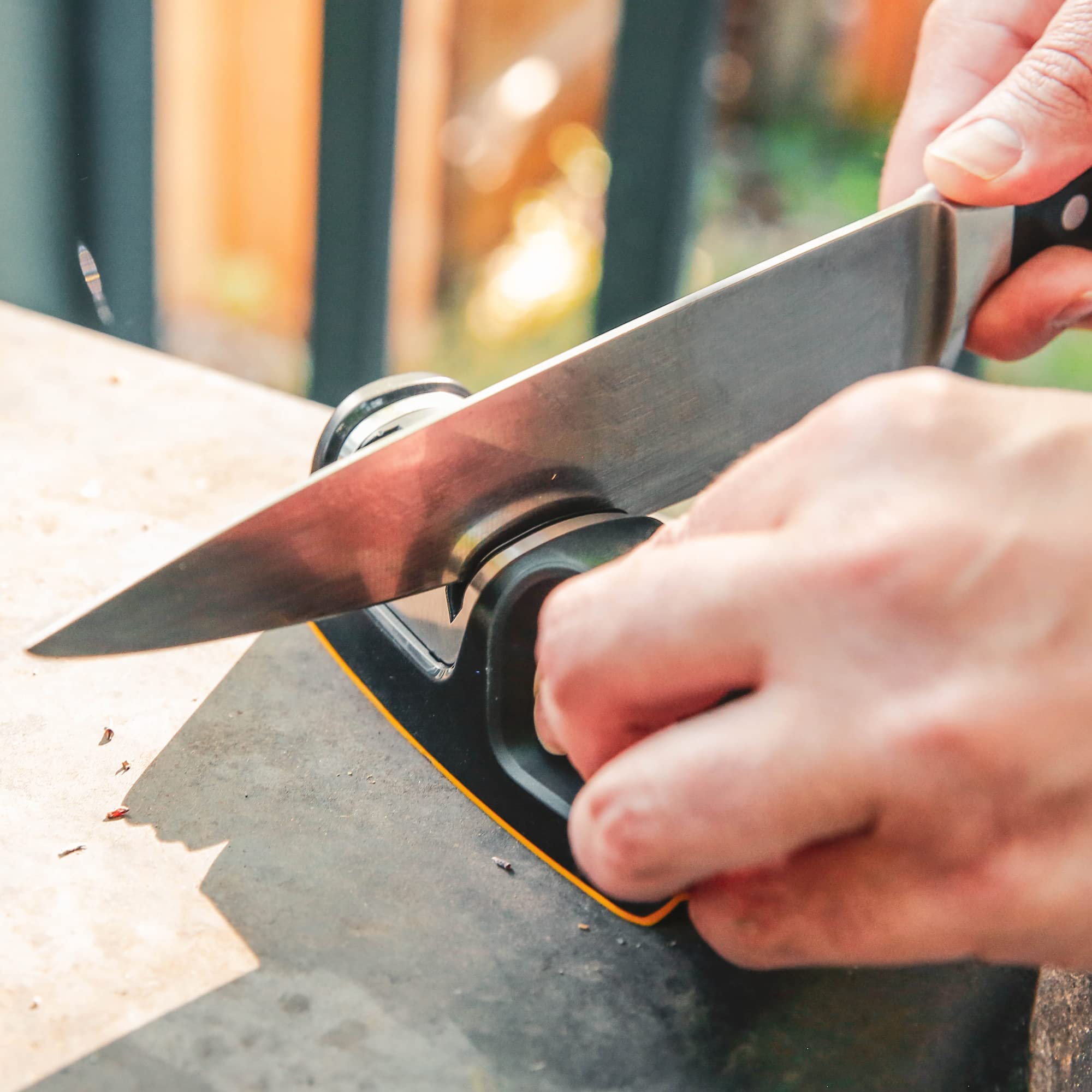 Work Sharp rubber base and grip ensure safe, steady sharpening.