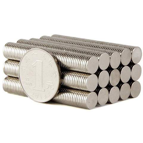 Wotoy bulletin board magnet 8mm disc helps organize memos
