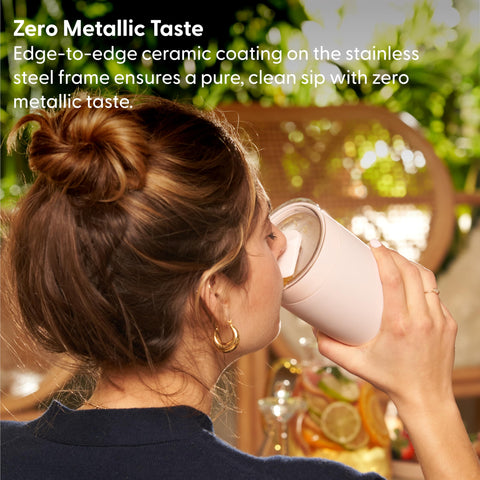 W&amp;P Porter splash lid provides quick, splash-resistant sipping on the go.