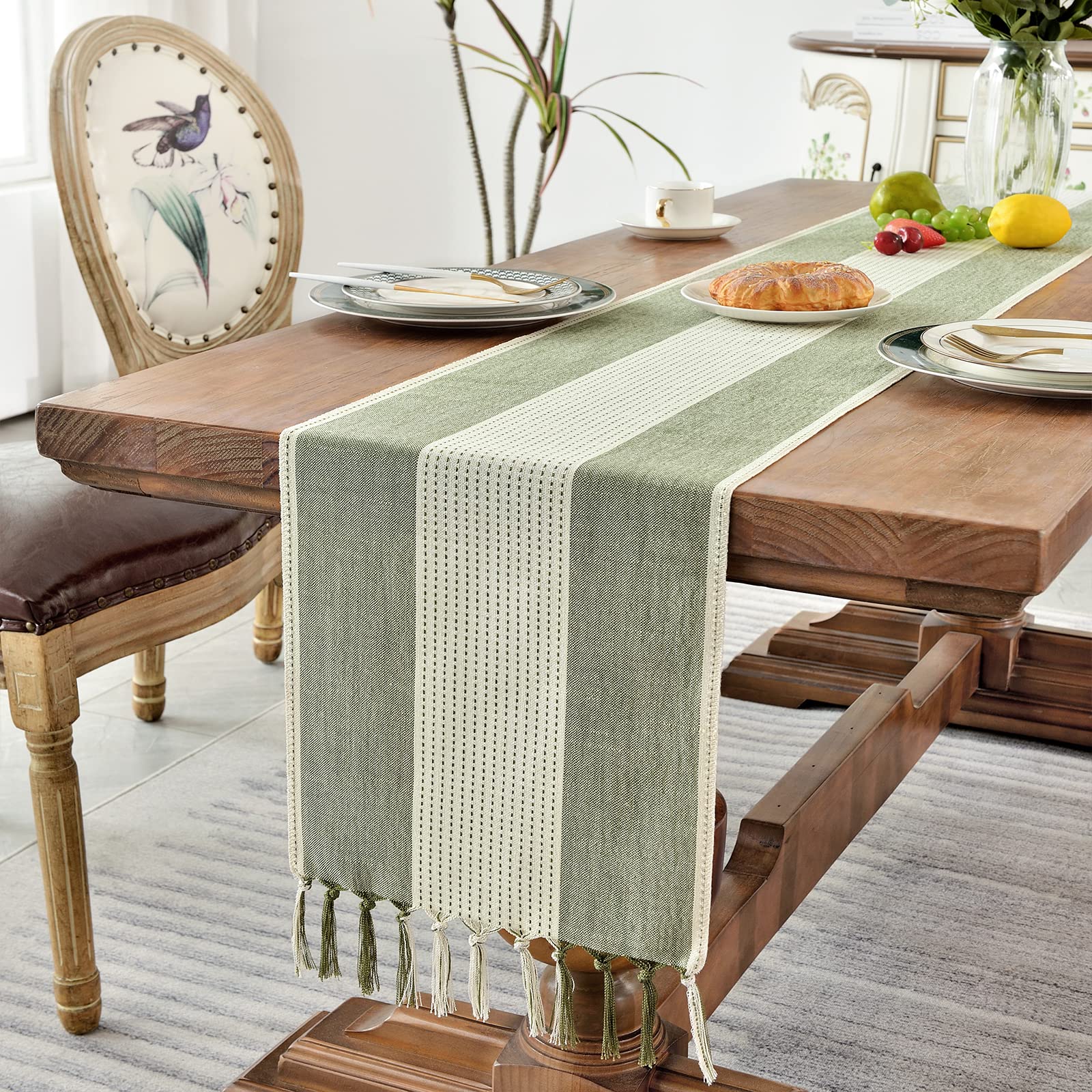Wracra kitchen and dresser decor ideas using durable cotton-linen fabric.
