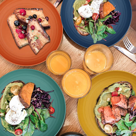 Bright colors brighten kids' meals with Wrova plates.