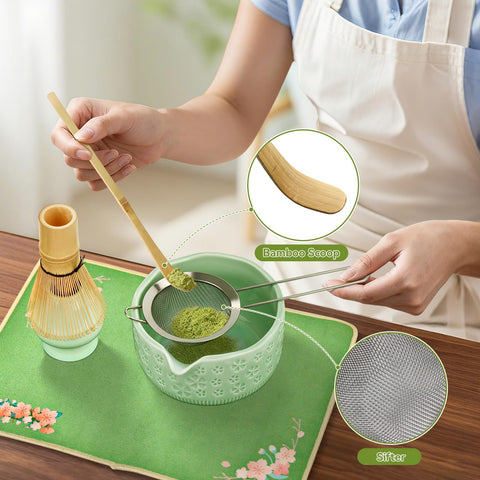 Wurmenin chasen holder keeps your bamboo whisk neatly stored and protected.