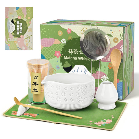 Wurmenin matcha ceramic bowl for smooth whisking and rich tea rituals.
