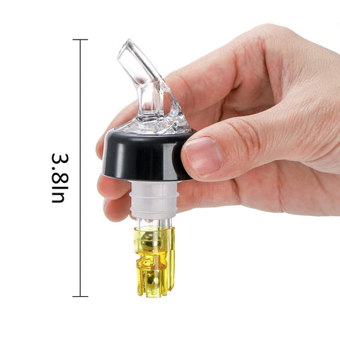 WUWEOT dual ball bearings enable smooth, controlled pours.