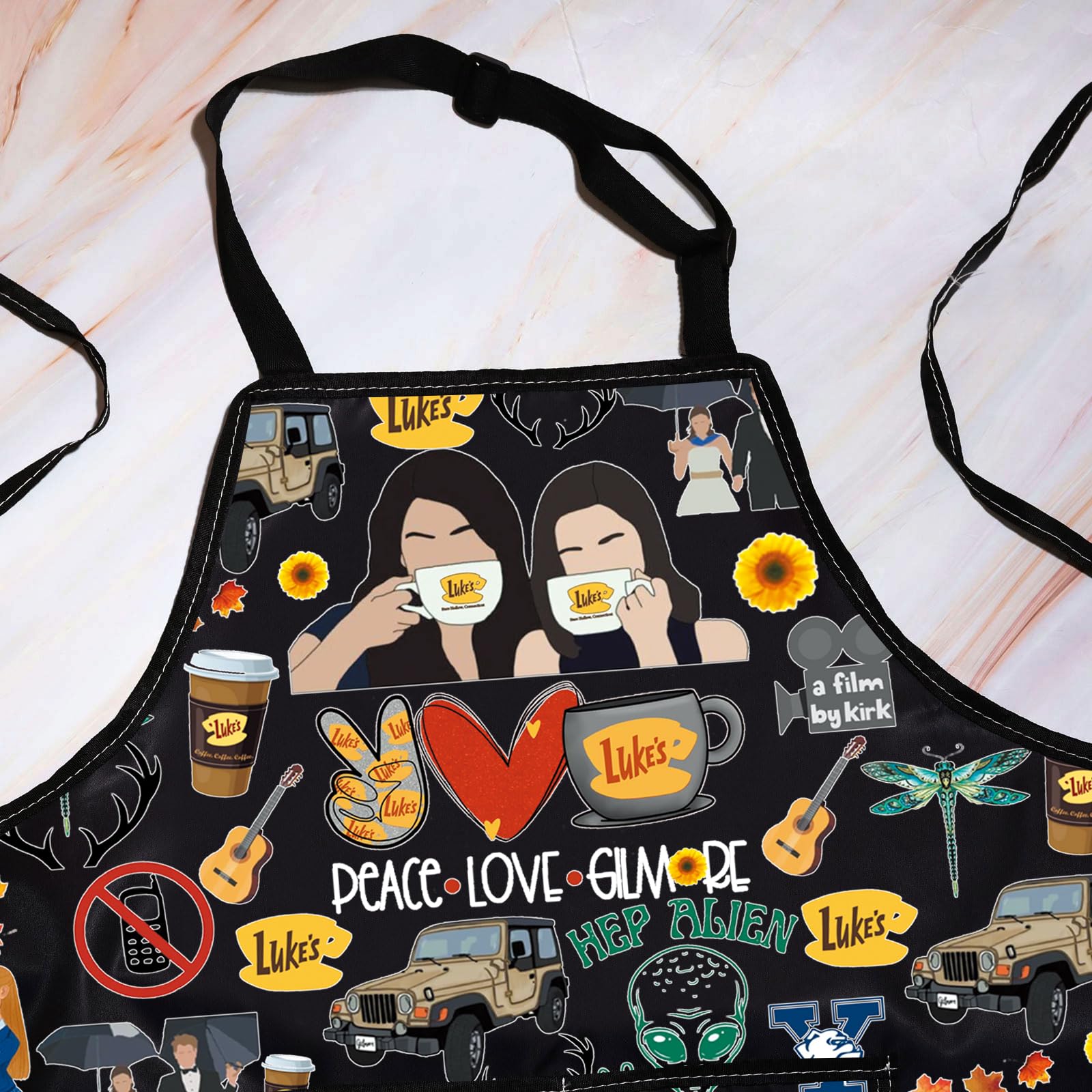 Two large pockets on WZMPA Luke's Diner apron keep essentials handy