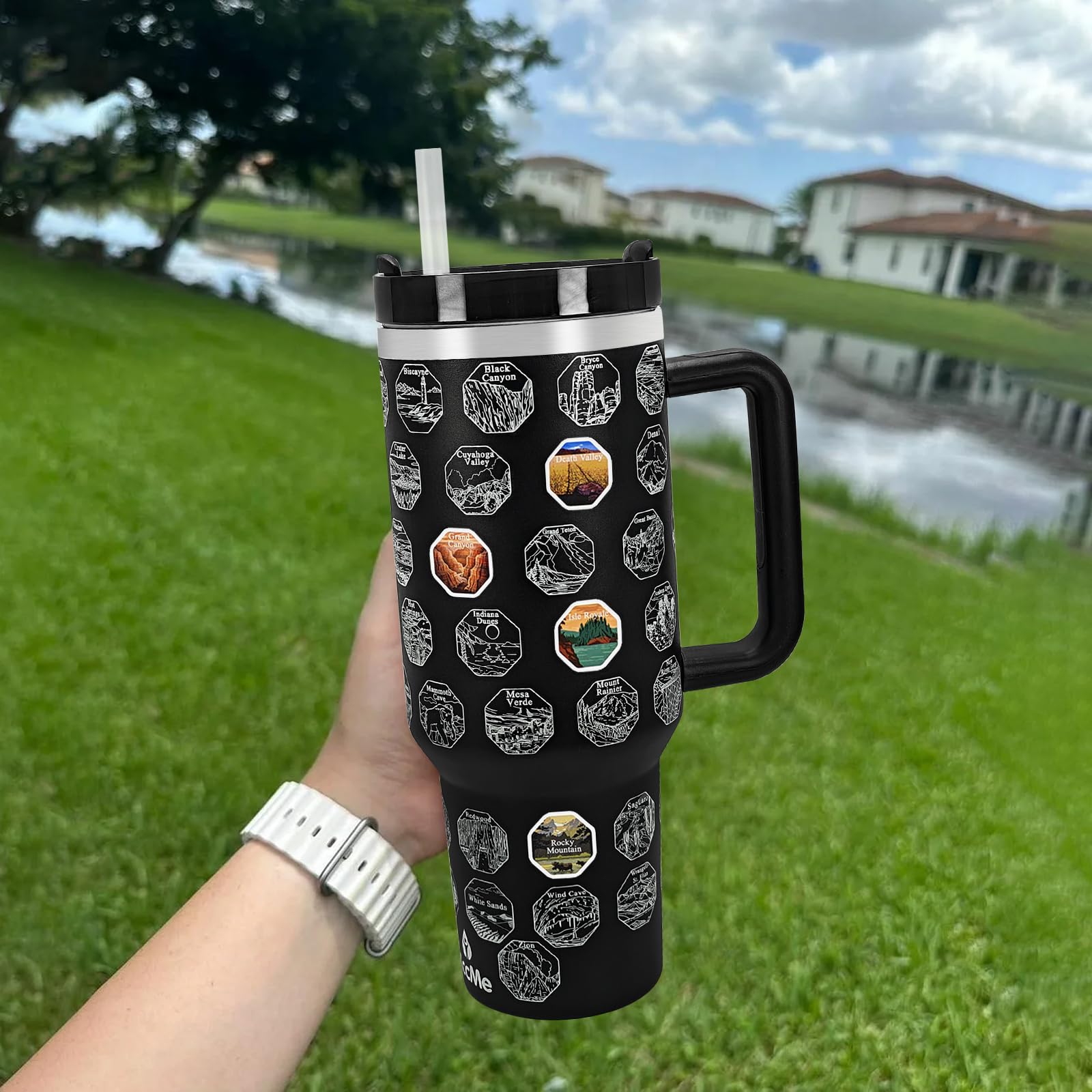 XccMe 40 oz tumbler ideal for commuting, camping, or office use