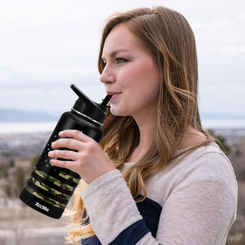 XccMe cactus-pattern bottle designed for outdoor days and hot weather.