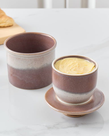 Xela Butter Crock made of durable porcelain resisting chips for daily use.