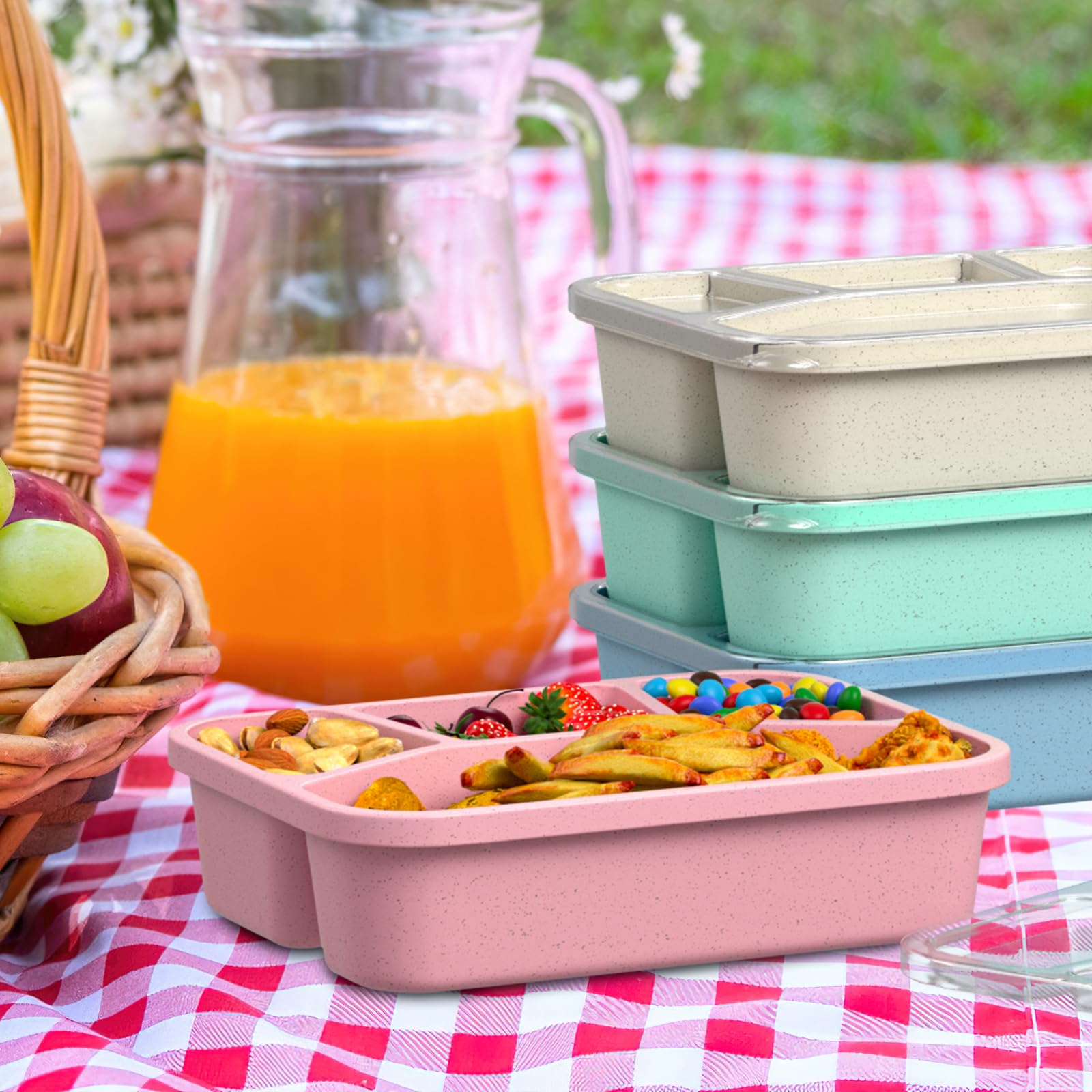 XGXN Portable lunch box stacks neatly for transport.