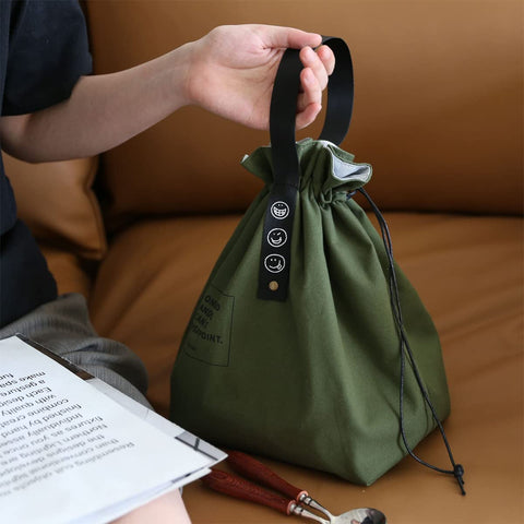 XINSHUN lunch bag with PVC inner layer keeps contents organized and easy to wipe clean.
