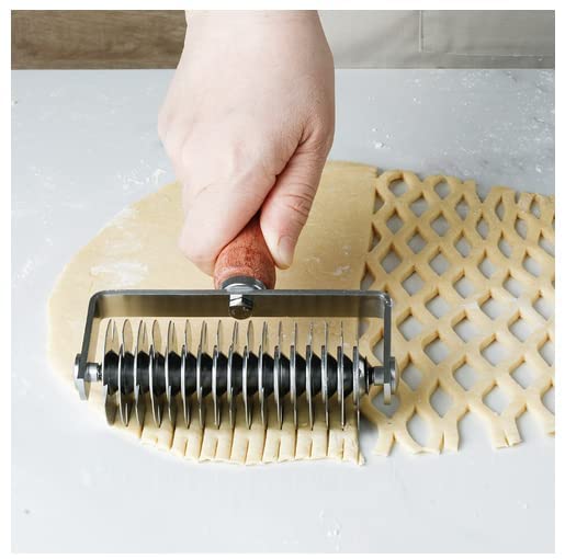XIZHI compact hob baking tool with wooden handle