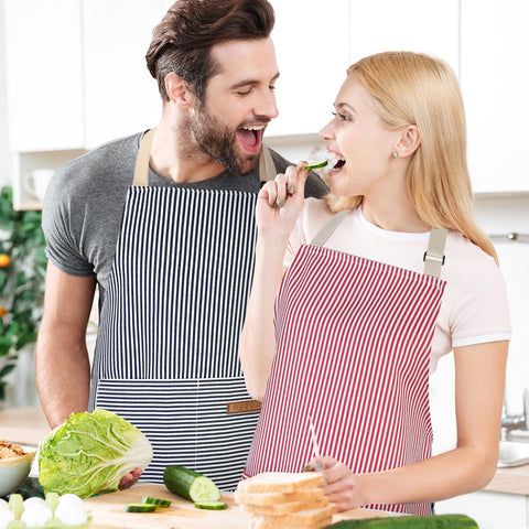 Gift-ready XLSXEXCL apron pair for kitchen beginners