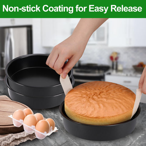 Xtujcya set of 3 cake pans ideal for layered cakes.