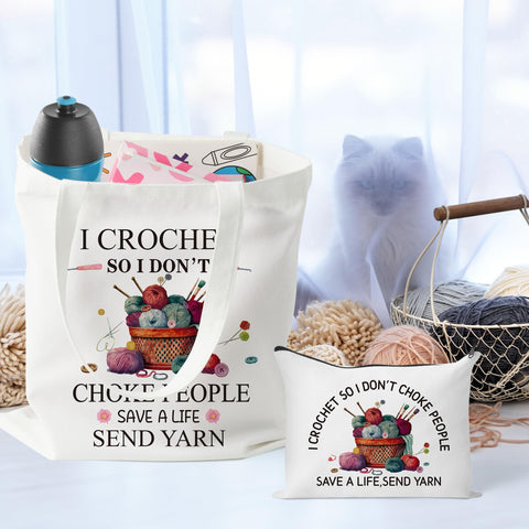 Y1tvei crochet canvas cosmetic bag zip closeup with secure closure for travel.