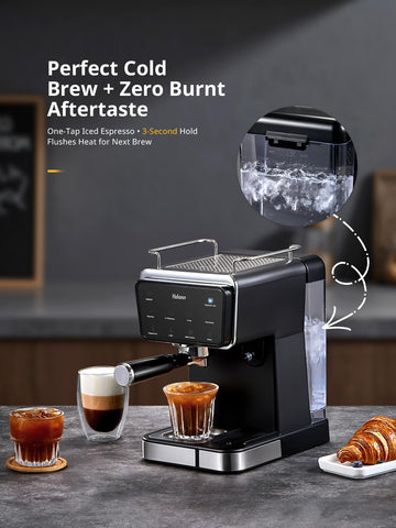 Yabano milk frother in action producing smooth latte macchiato foam.