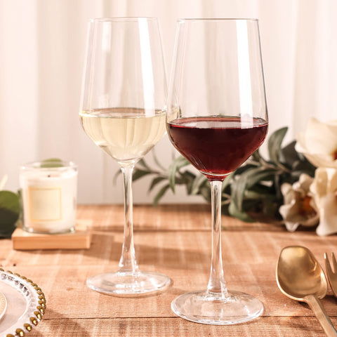 Yangnay dishwasher-safe glasses simplify cleanup after parties and daily meals.