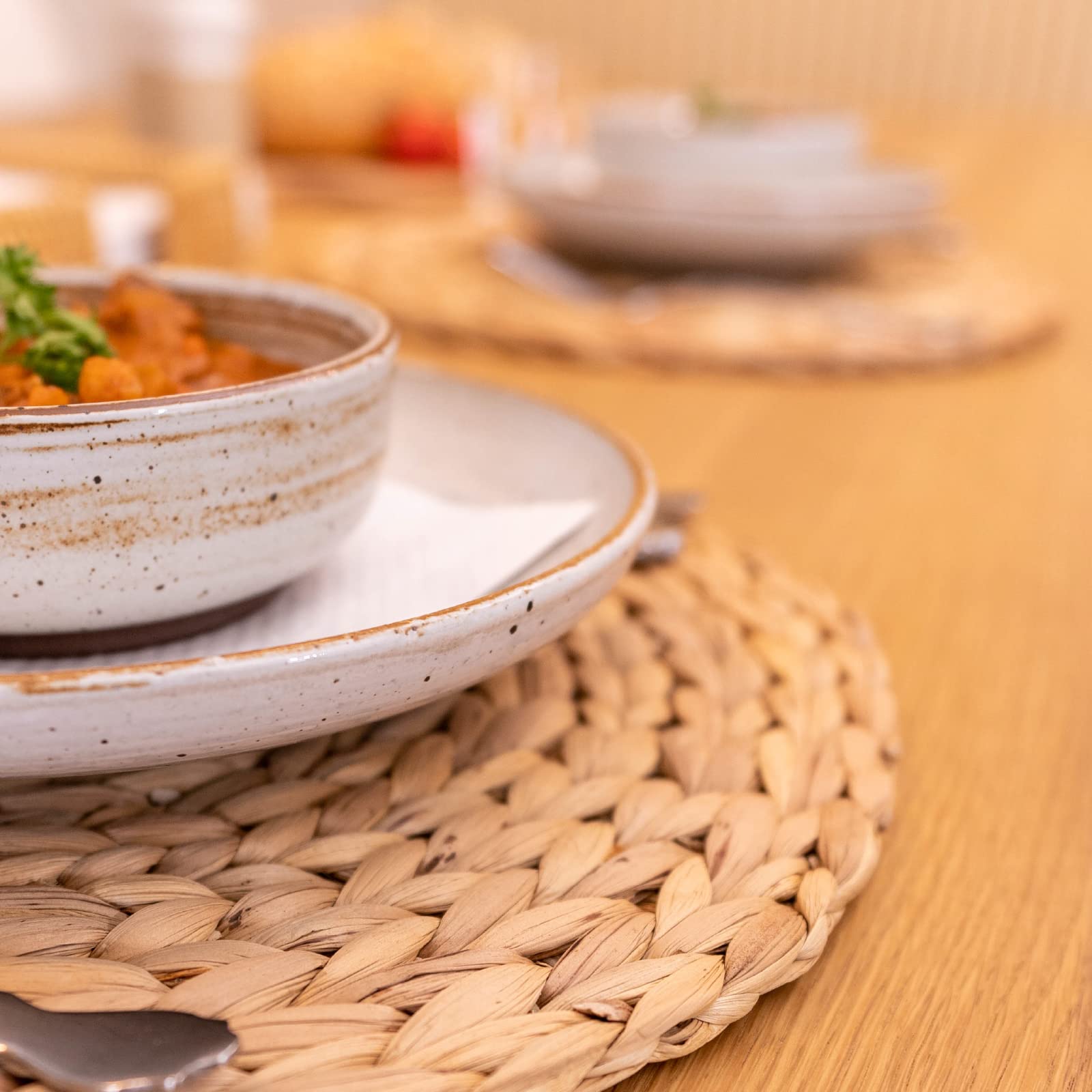 YANGQIHOME boho wicker placemats in natural tones complement rustic decor