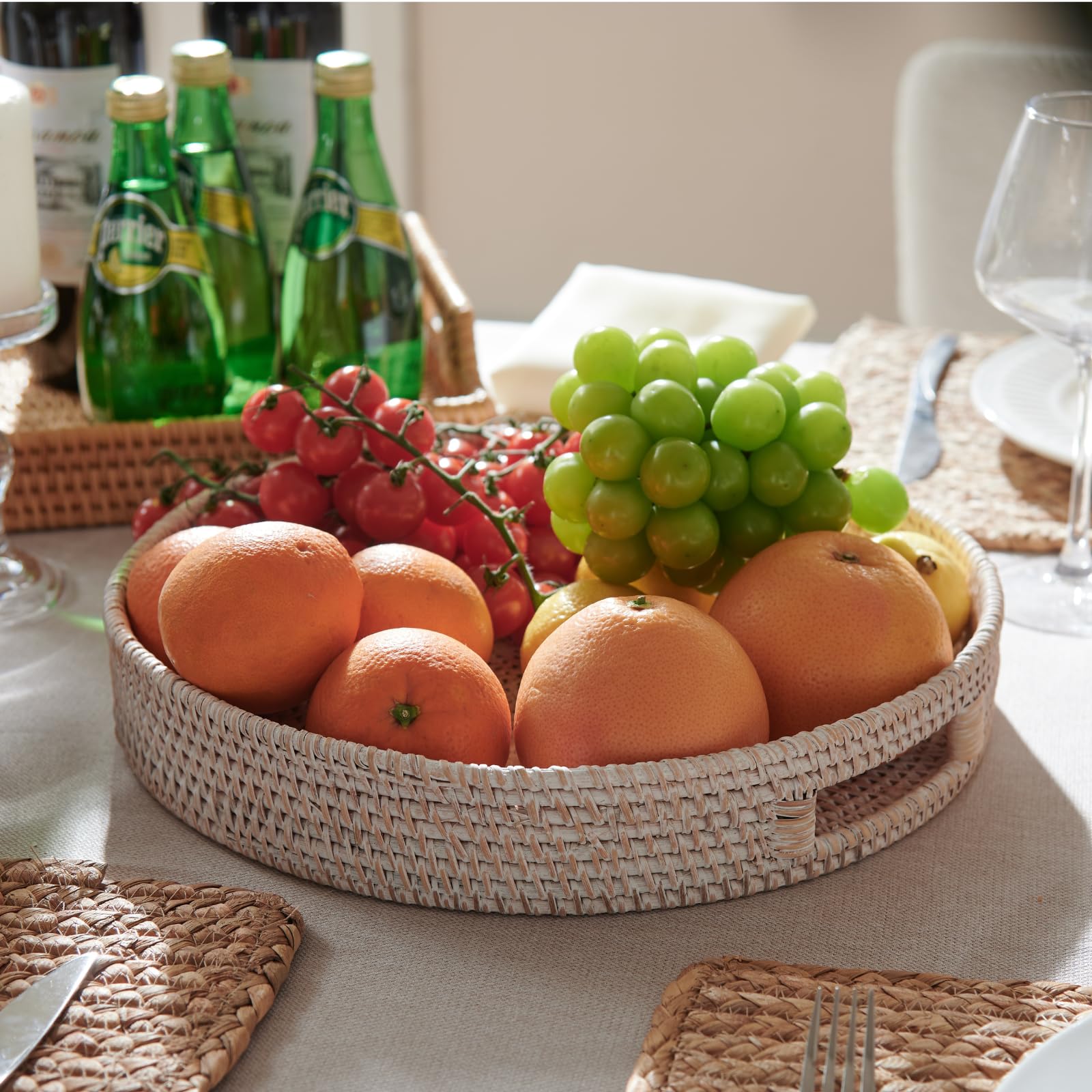 YANGQIHOME ottoman tray supports snacks and beverages during gatherings.