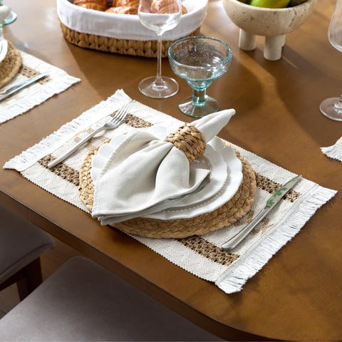 YangqiHome round placemats in natural water hyacinth for rustic charm