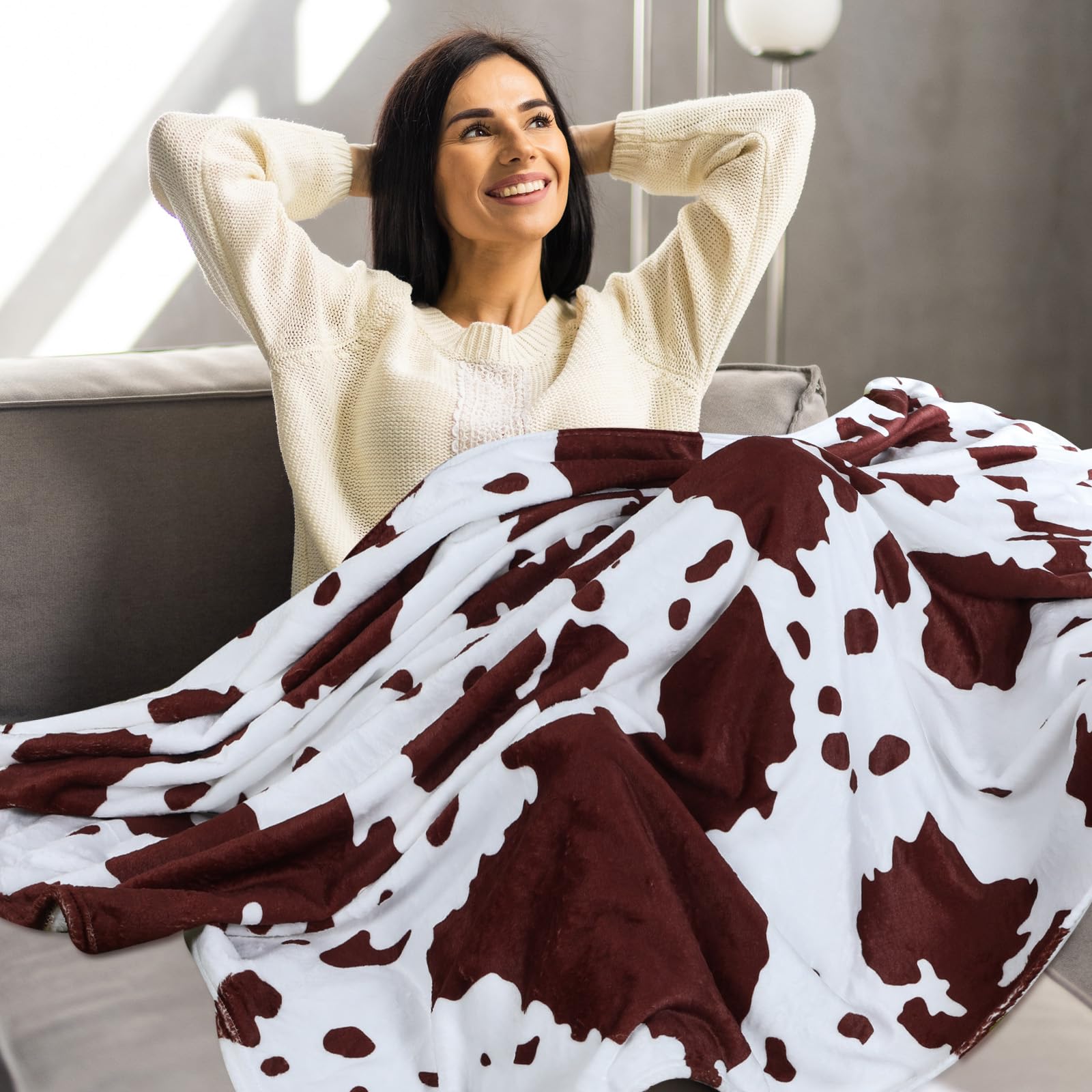 Yaomiao cow gifts set hero shot highlights coordinated items for gifting