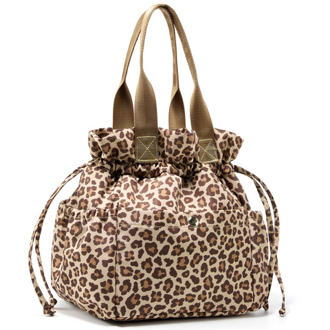 Yarnic leopard print lunch bag front view, compact and stylish for daily commuting.