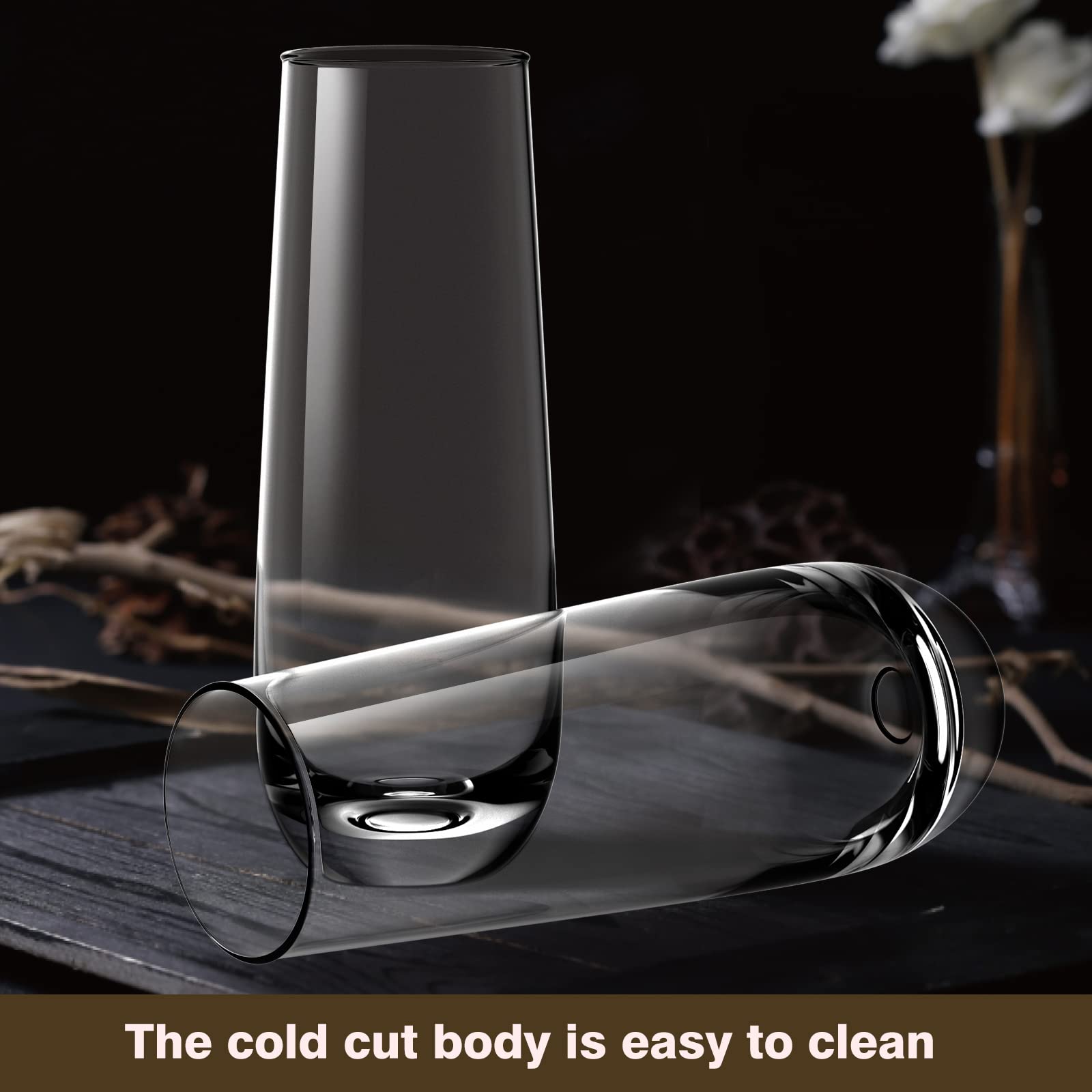 Yaschmo cocktail glasses versatile for stylish mixed drinks and festive scenes.