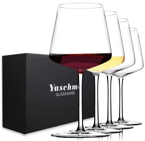 Yaschmo hand-blown crystal wine glass showcasing vibrant color and clarity.