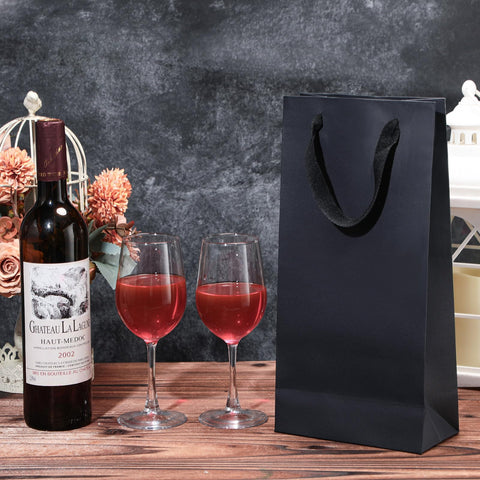 Yeaqee Christmas and party wine bags ideal for gifting.