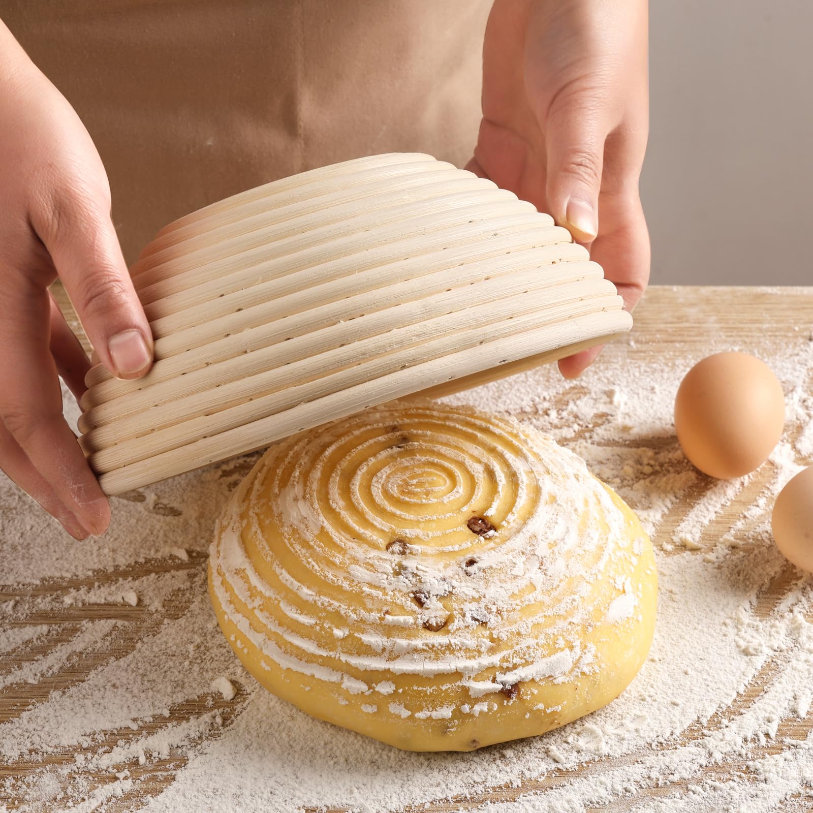 Yeatruojeet linen liners for clean dusting and smooth dough proofing.