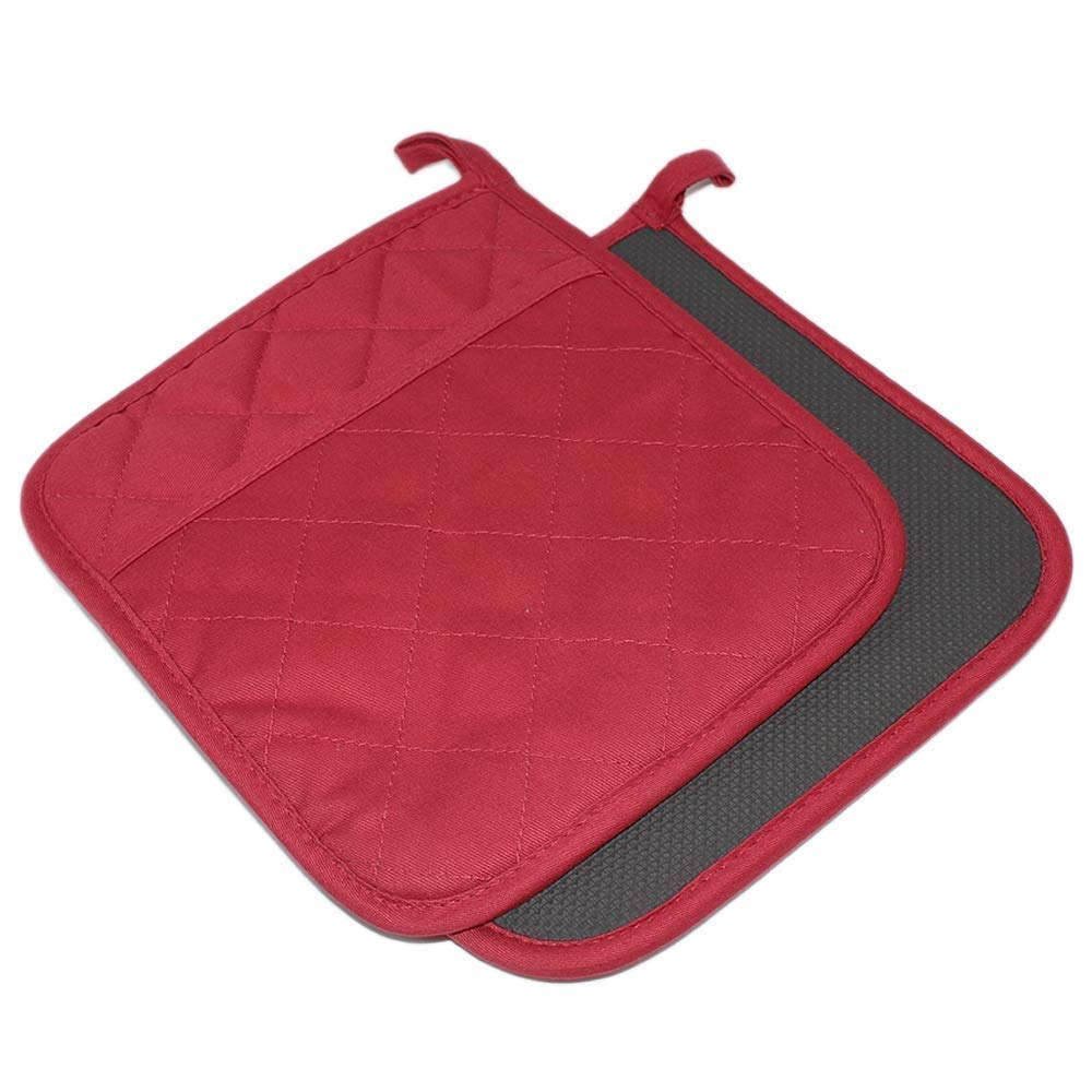 YEKOO cotton-neoprene oven pads pocket set in front view for grip.