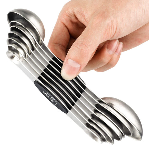 YellRin magnetic measuring spoons set seven, compact and precise for quick dry and liquid measurements.