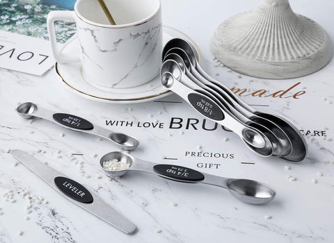 YellRin multipurpose measuring spoons great for baking and cooking.
