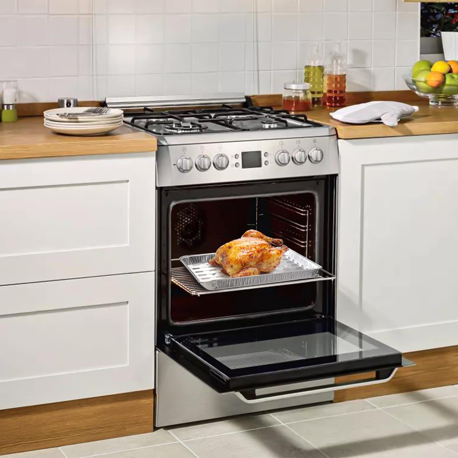 Yesland disposable pans ideal for takeout and catering services