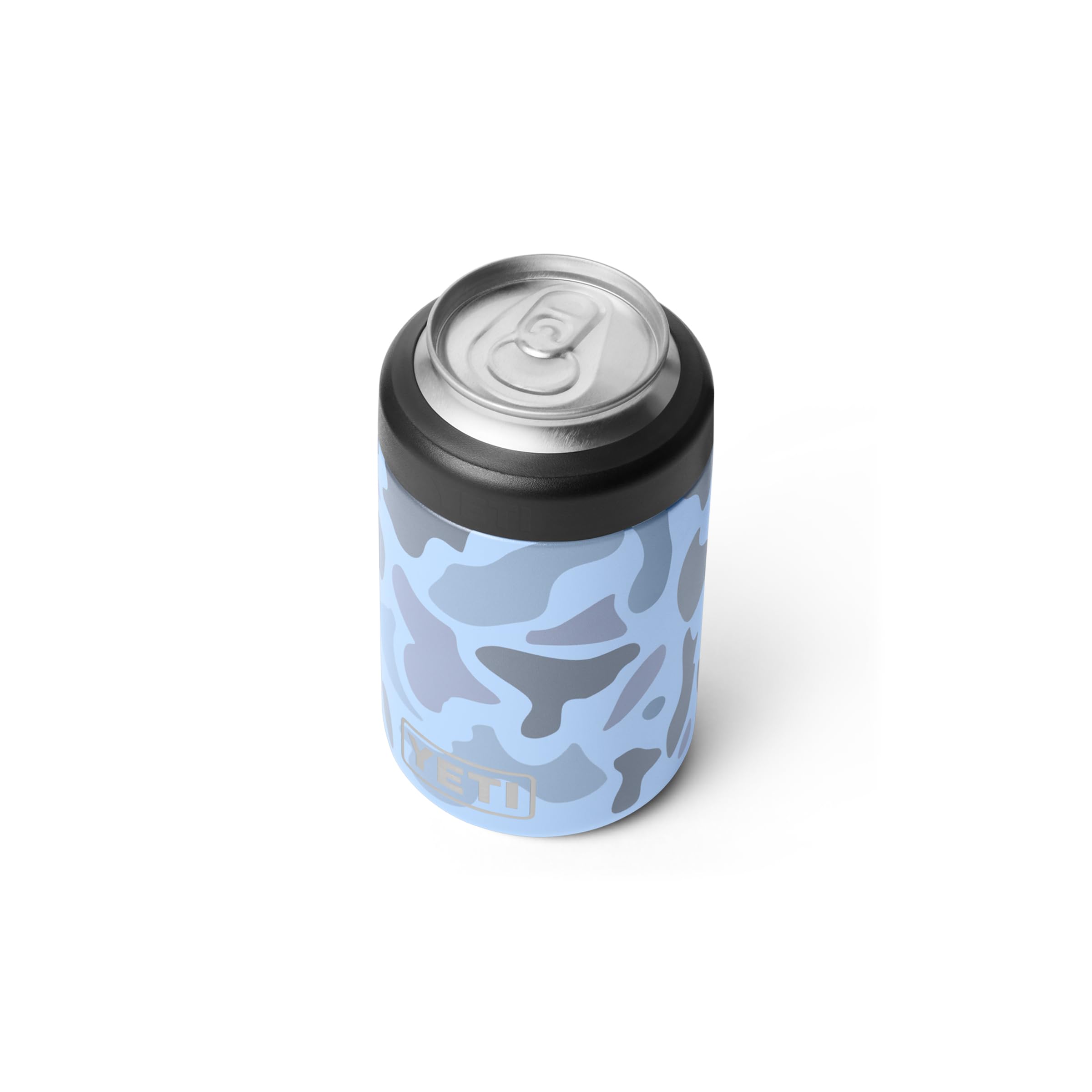 Double wall vacuum insulation emphasizes cold beverages on the go